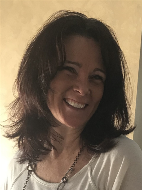 Mrs. Donna Scarabaggio Mrs. Donna Scarabaggio